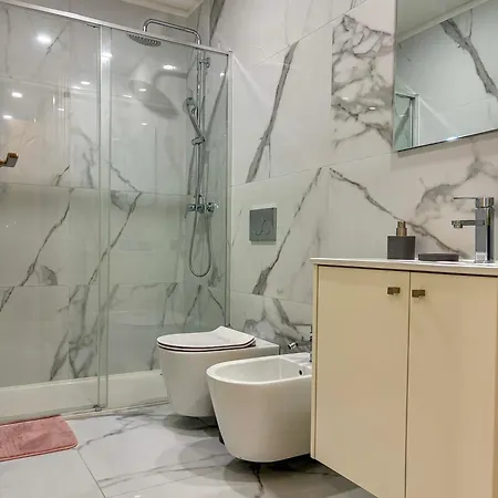 Mercatus Luxury - Center